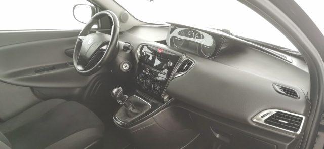 LANCIA Ypsilon 1.2 69 CV 5 porte Gold