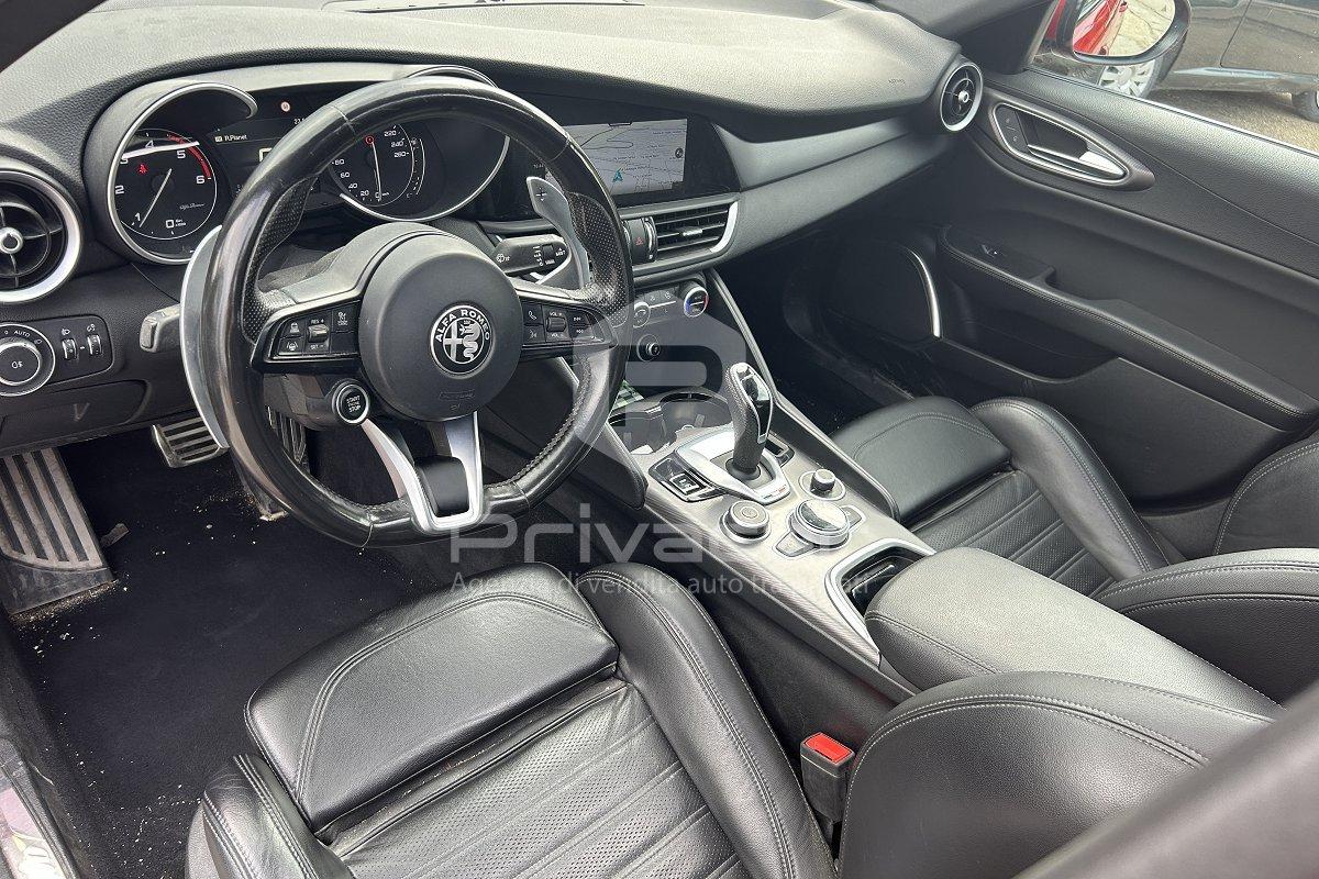ALFA ROMEO Giulia 2.2 Turbodiesel 210 CV AT8 AWD Q4 Veloce