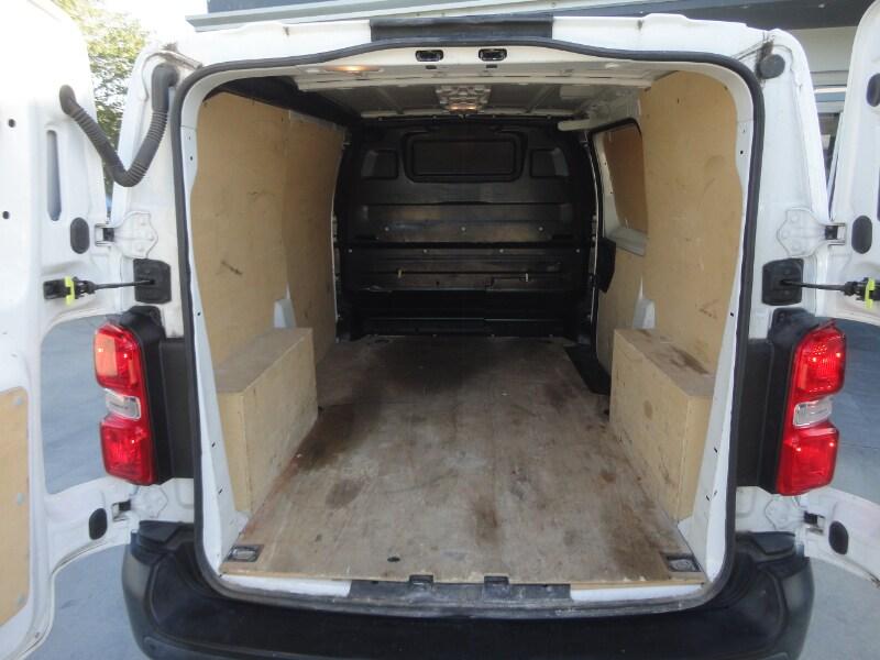 PEUGEOT Expert 4ª serie Expert BlueHDi 120 S&S...