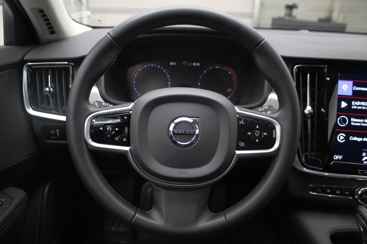 VOLVO V90 D3 GEARTRONIC MOMENTUM