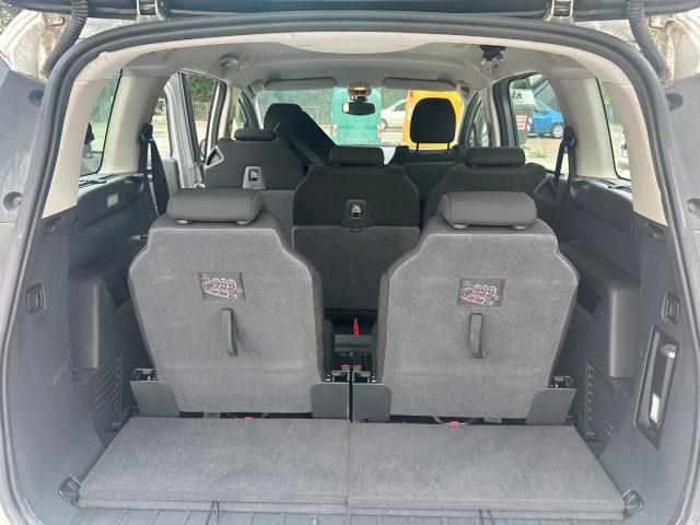 PEUGEOT 5008 7 posti ! 1.6 HDi 110CV Tecno