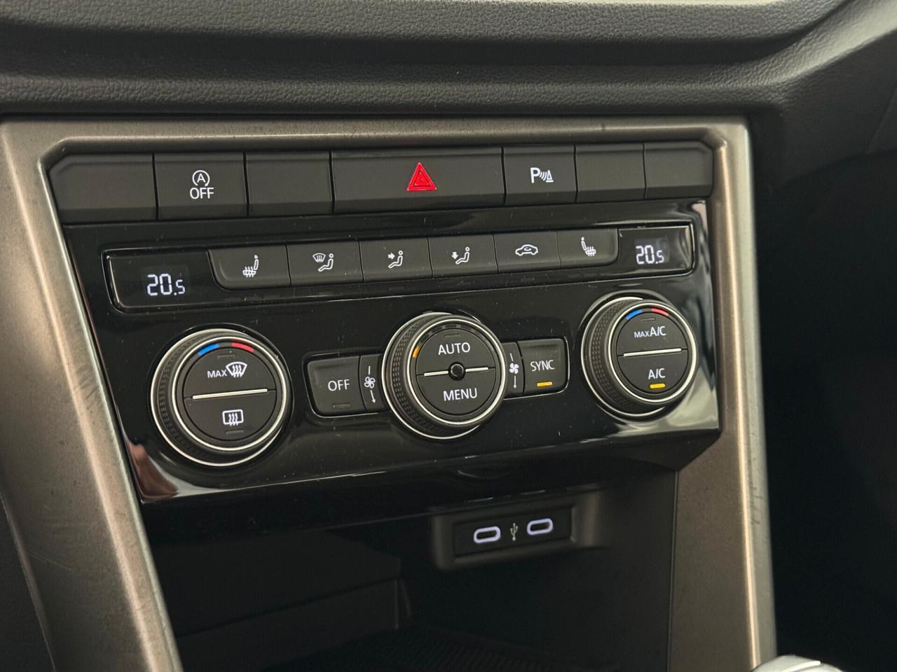 VOLKSWAGEN T-ROC 2.0cc TDI 150CV 4X4 *IVA*