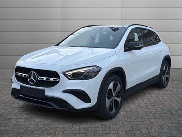 Mercedes-Benz GLA 200 d automatic