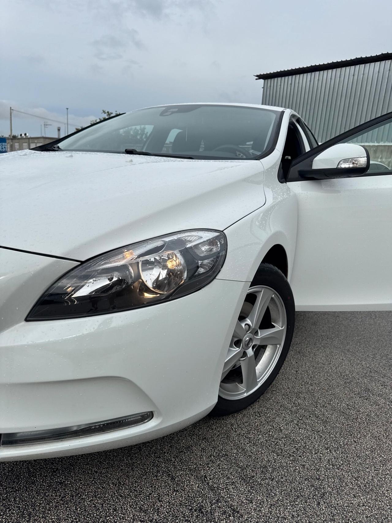 Volvo V40 D2 Business Plus