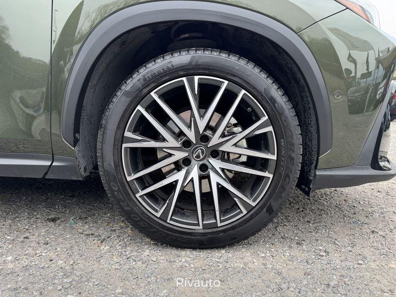 Lexus NX Hybrid Luxury 4WD MY22