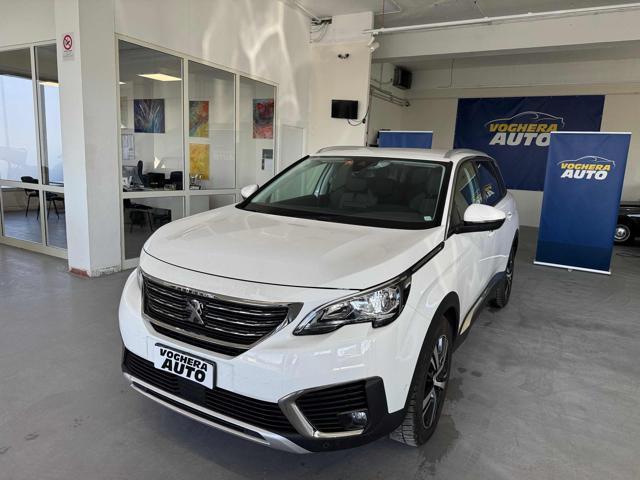 PEUGEOT 5008 BlueHDi 130 S&S Allure
