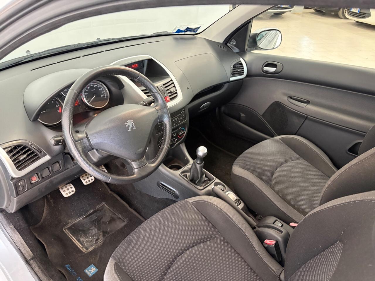 Peugeot 206 Plus 1.1 60CV 3p. km 68.000 Nuova !