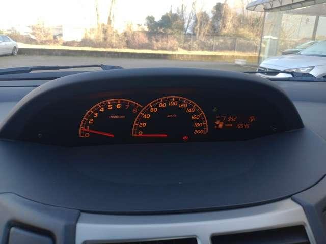 Toyota Yaris Yaris II 2005 5p 1.3 dual Sol my10