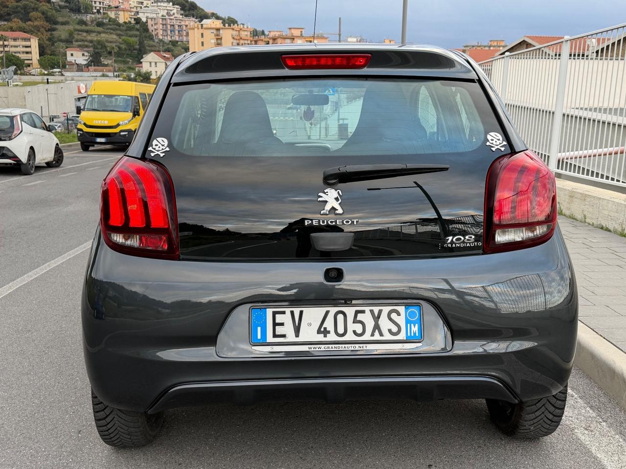 Peugeot 108 VTi 68 5 porte Allure TOP!