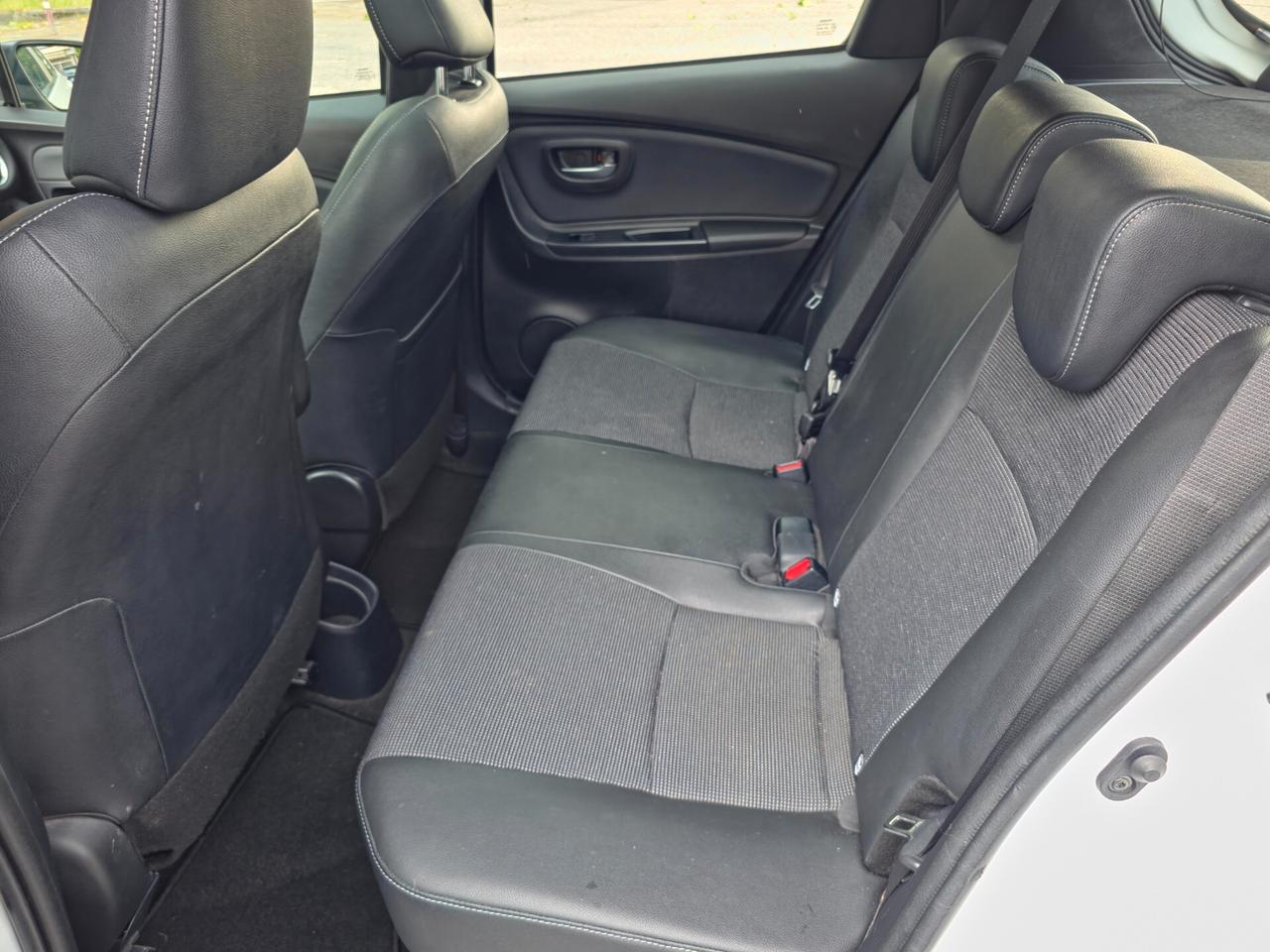 Toyota Yaris 1.5 Hybrid 5 porte GR-S E6 Automatico NEO 2019
