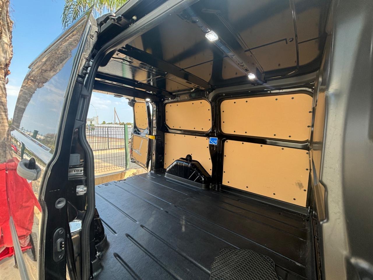 Ford Transit CUSTOM - 2018 - cambio automatico