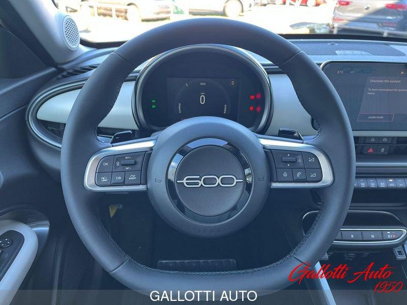 FIAT 600 1.2 Hybrid 110cv La Prima II