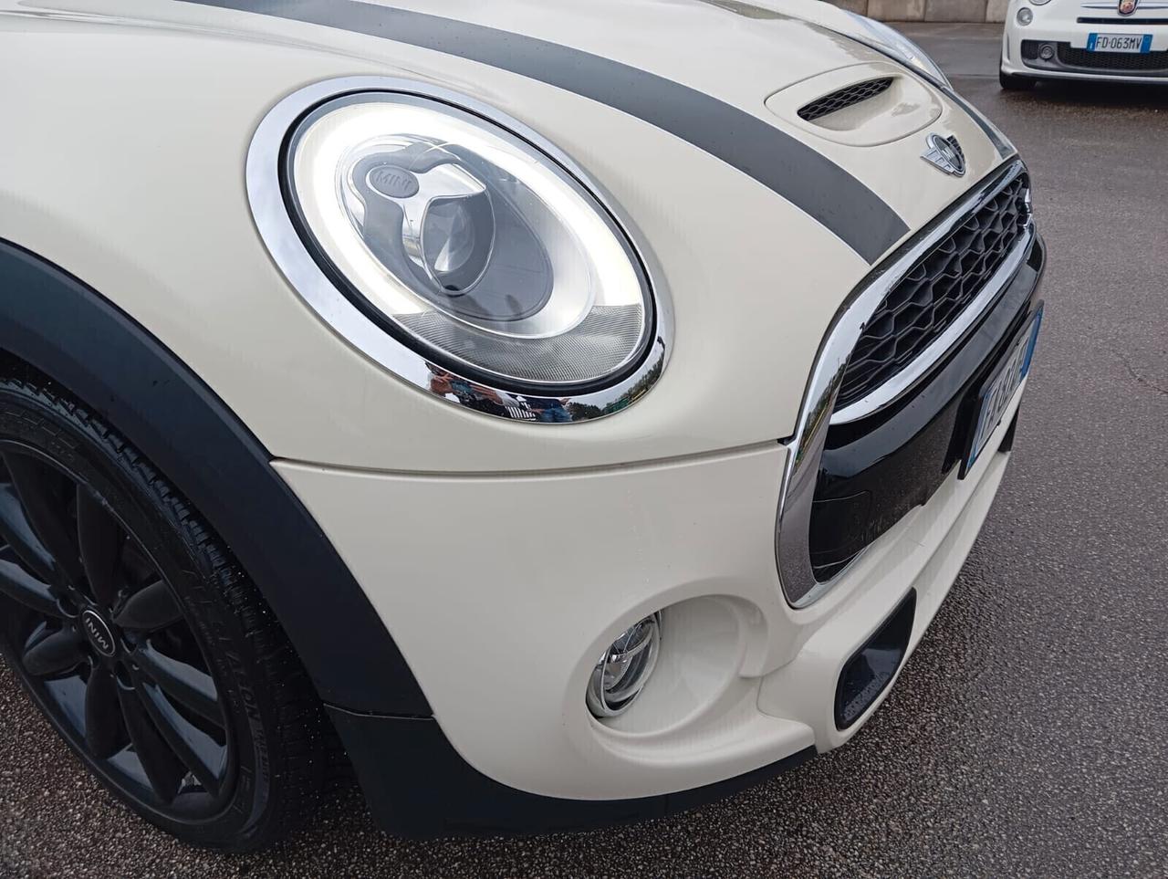 Mini 2.0 Cooper SD Business XL