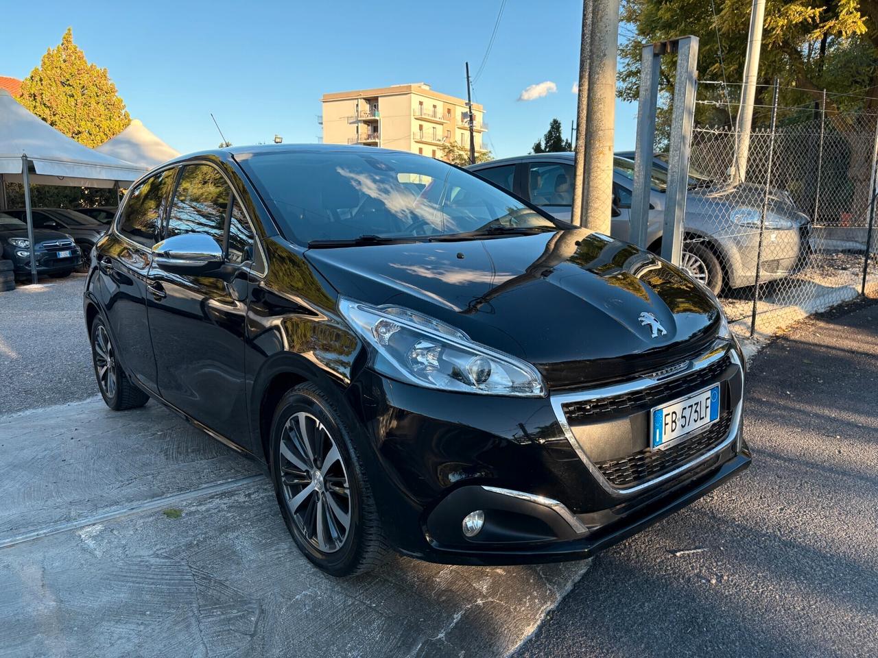 Peugeot 208 Allure KM Certificati (Tetto panoramico)