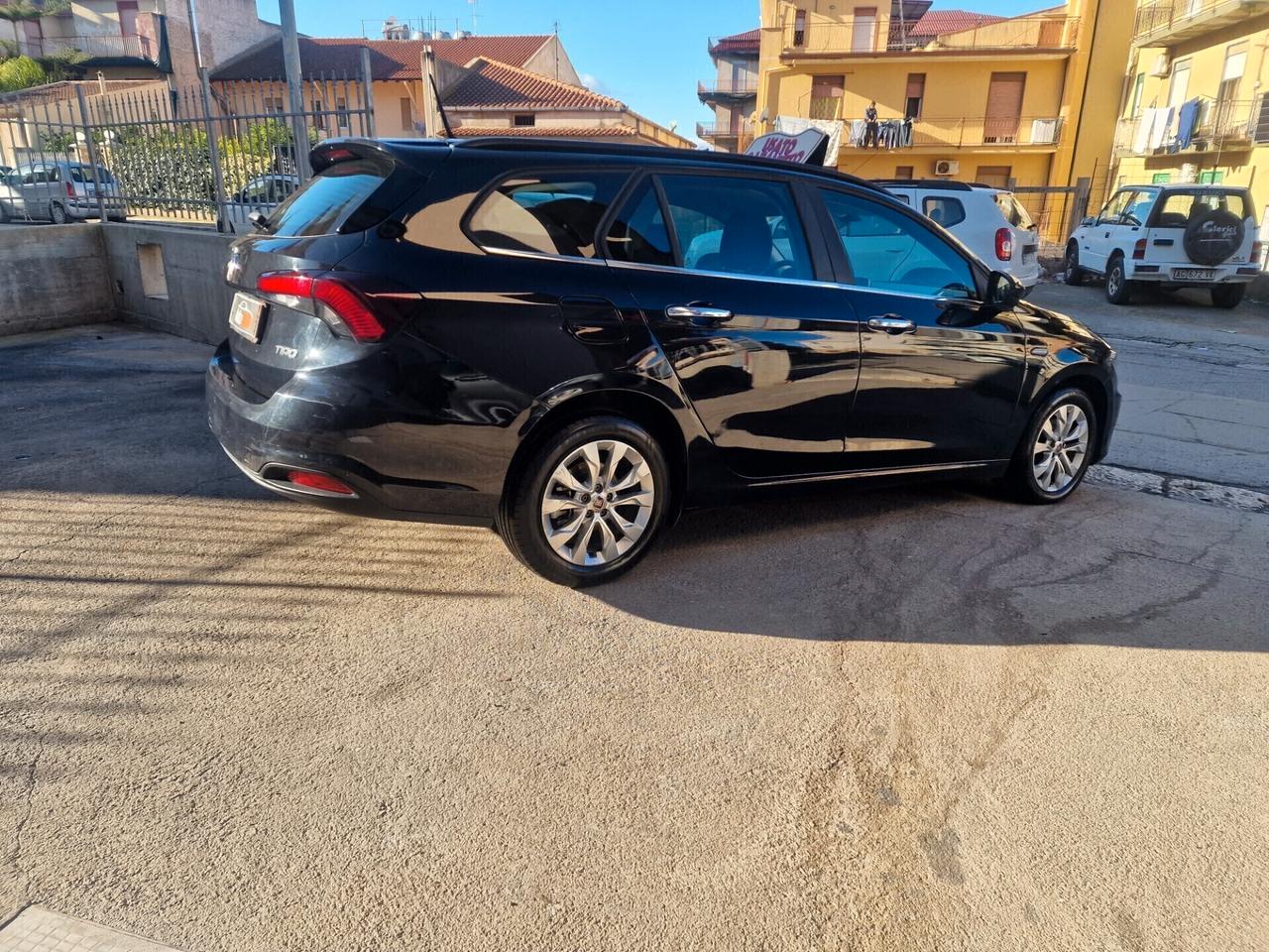 Fiat Tipo Lounge 1.6 Multijet 120Cv