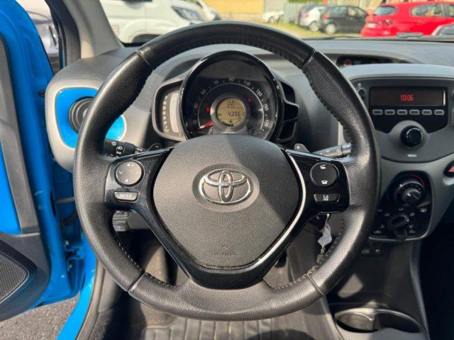 TOYOTA Aygo 1.0 VVT-i 72 CV 5 porte x-cool MMT