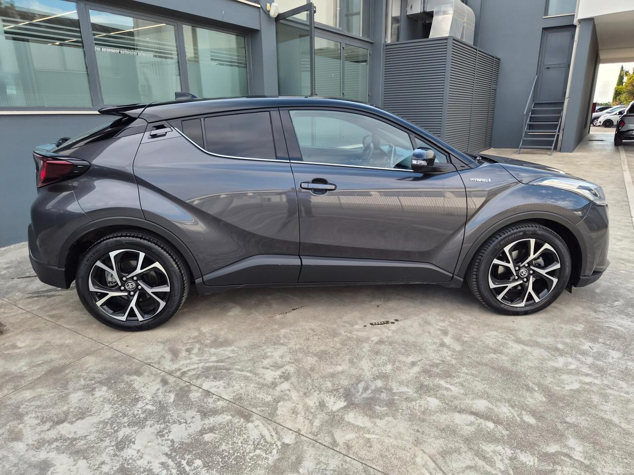 Toyota C-HR 2.0 Hybrid E-CVT Trend