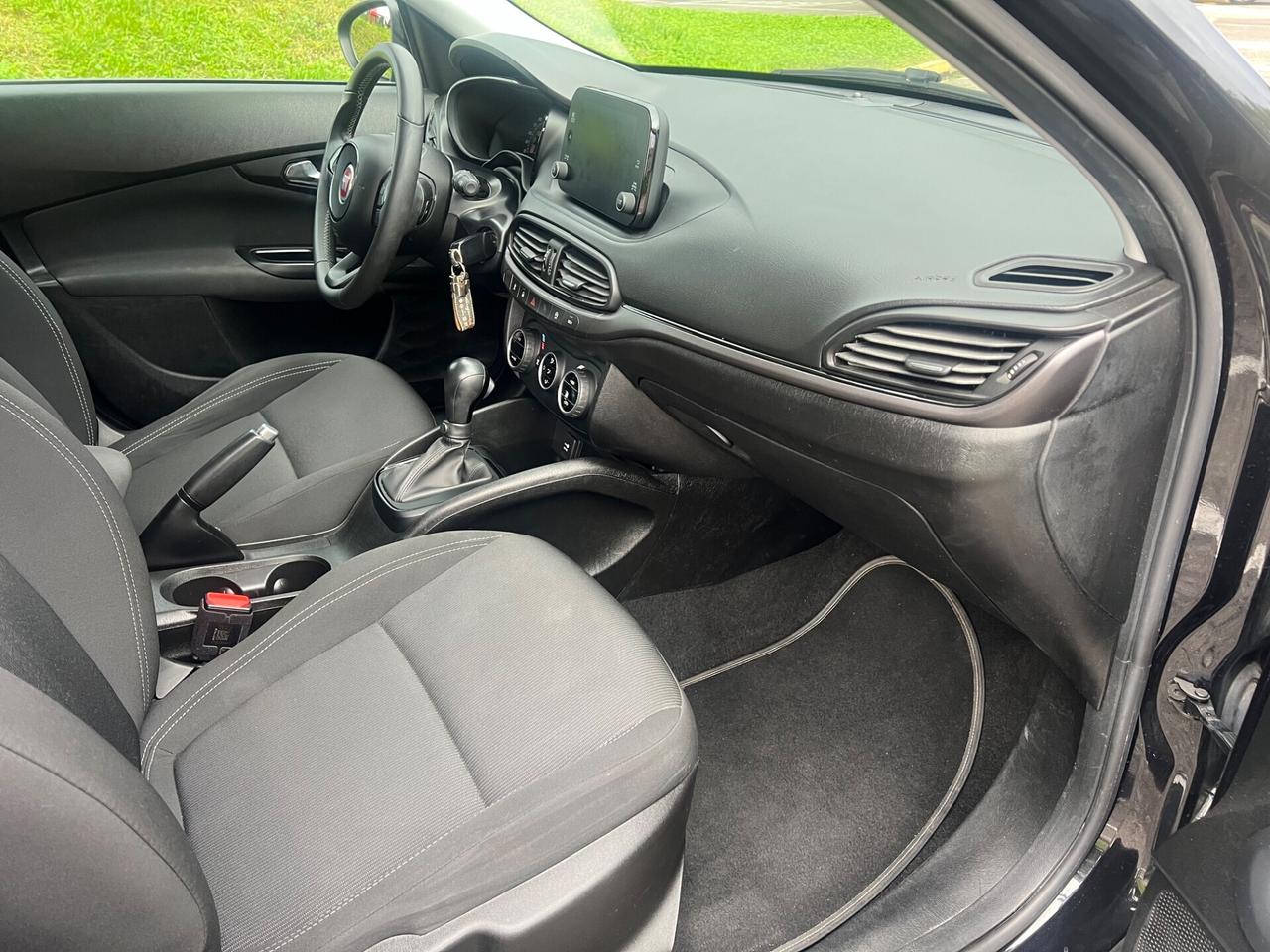 Fiat Tipo 1.6 Mjt S&S SW Lounge