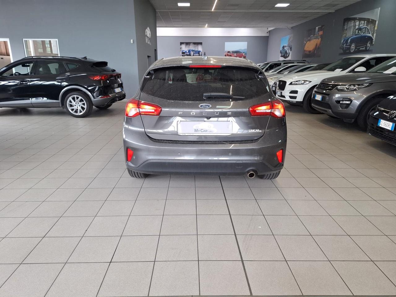 Ford Focus Berlina Titaniuma Benzina Manuale