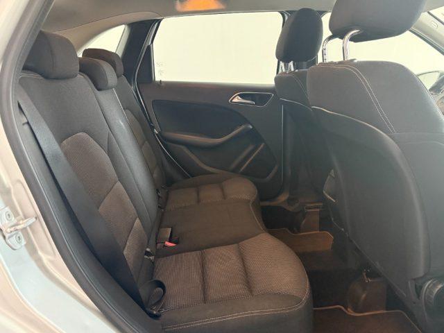 MERCEDES-BENZ B 180 Executive