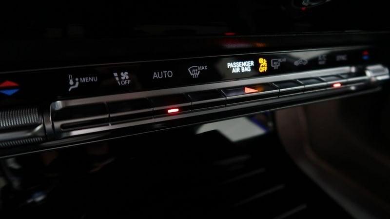 Mercedes-Benz Classe A A 180 d Premium Night edition auto