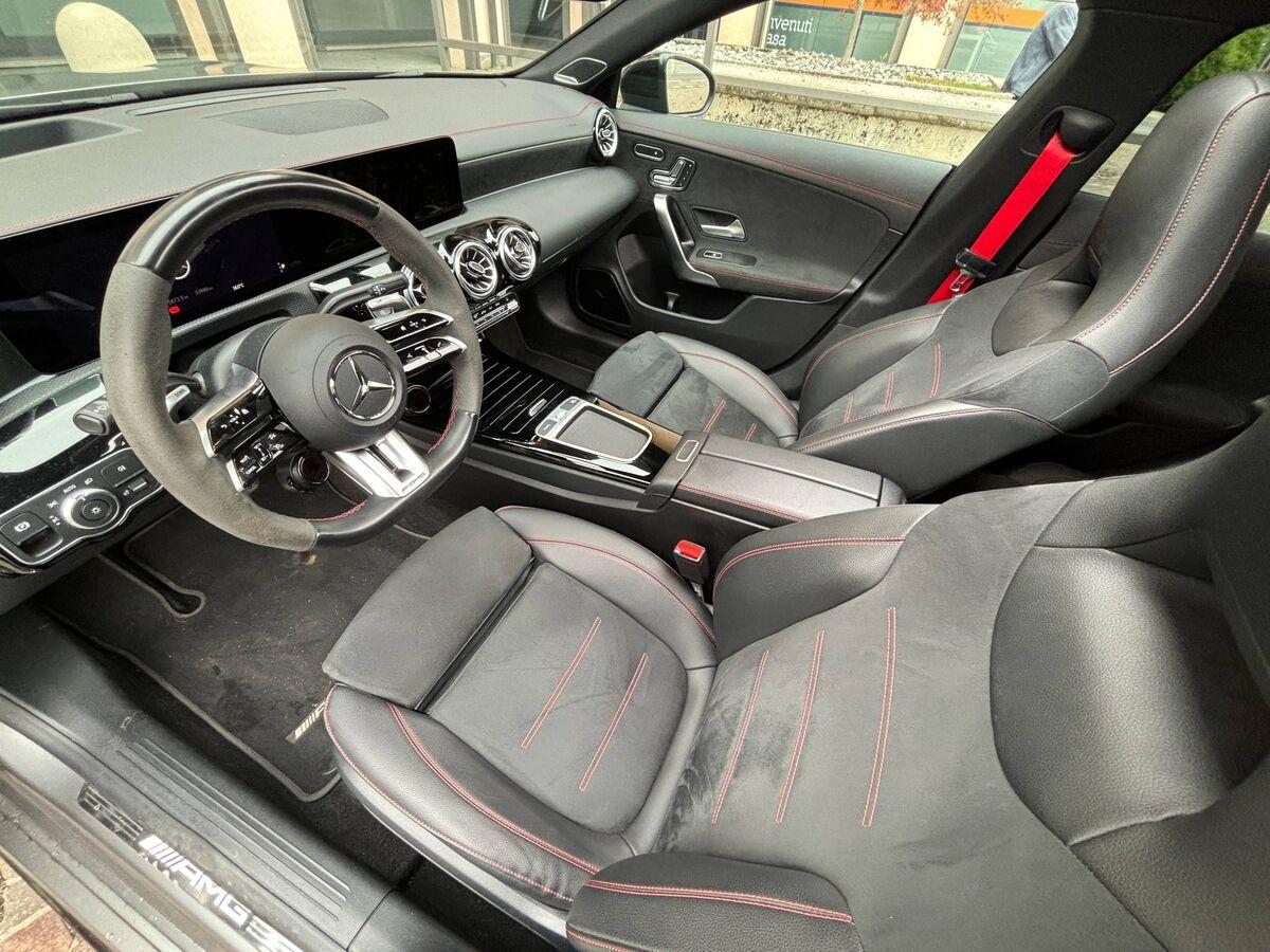Mercedes CLA AMG Shooting Brake AMG 35 AMG Line Premium 4matic auto