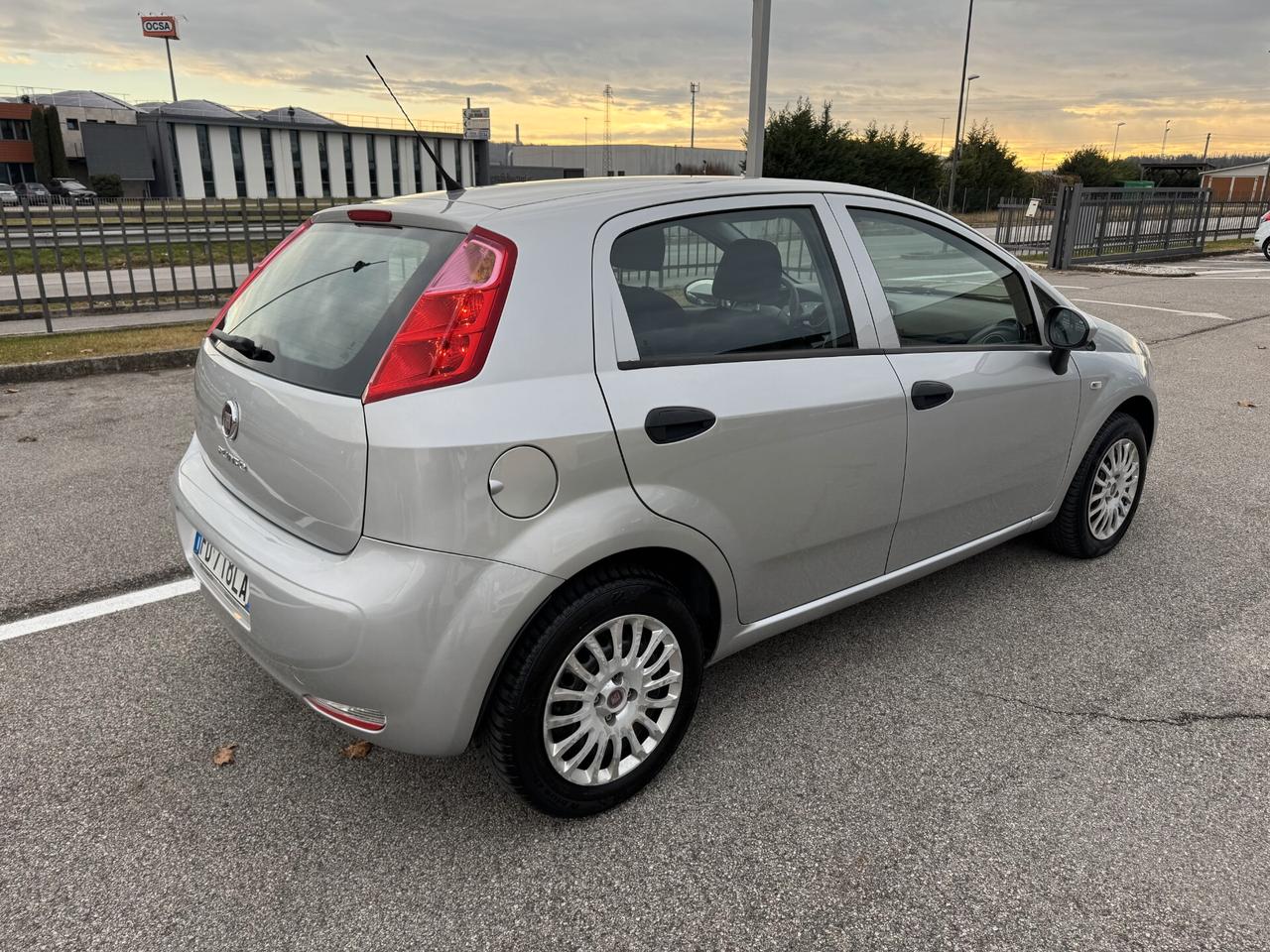 Fiat Punto 1.2 Benz. 69CV 5 porte - NEOPATENTATI