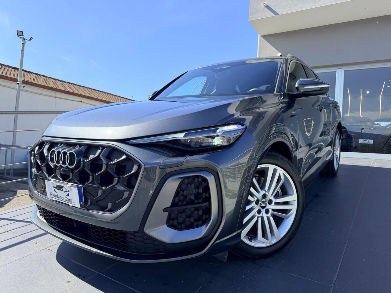 Audi Q5 TDI 150 kW mHEV+ S tronic quattro Launch edition line