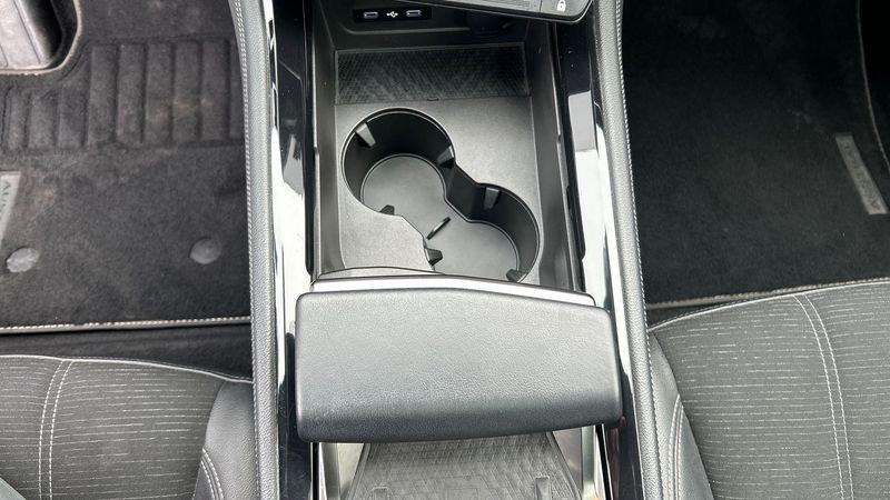 Renault Austral 2023 1.2 E-Tech full hybrid 200cv Techno Auto