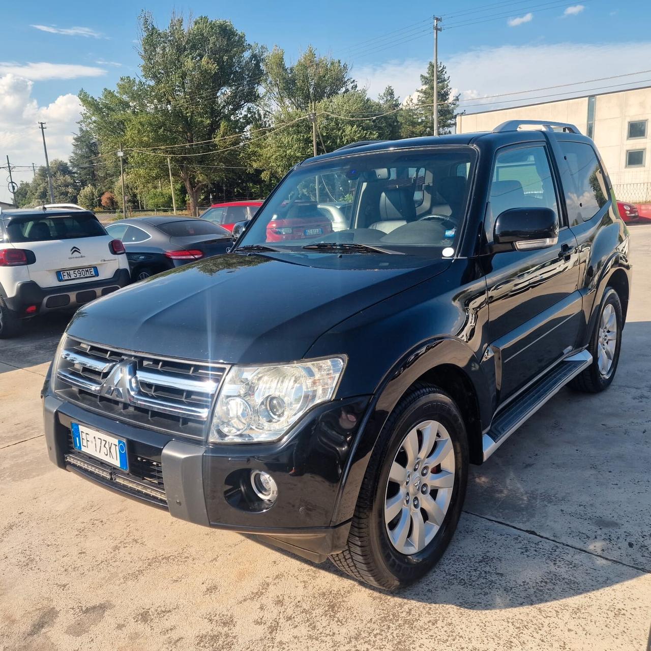 Mitsubishi Pajero 3.2 DI-D 16V aut. 3p. PARI AL NUOVO GANCIO TRAINO