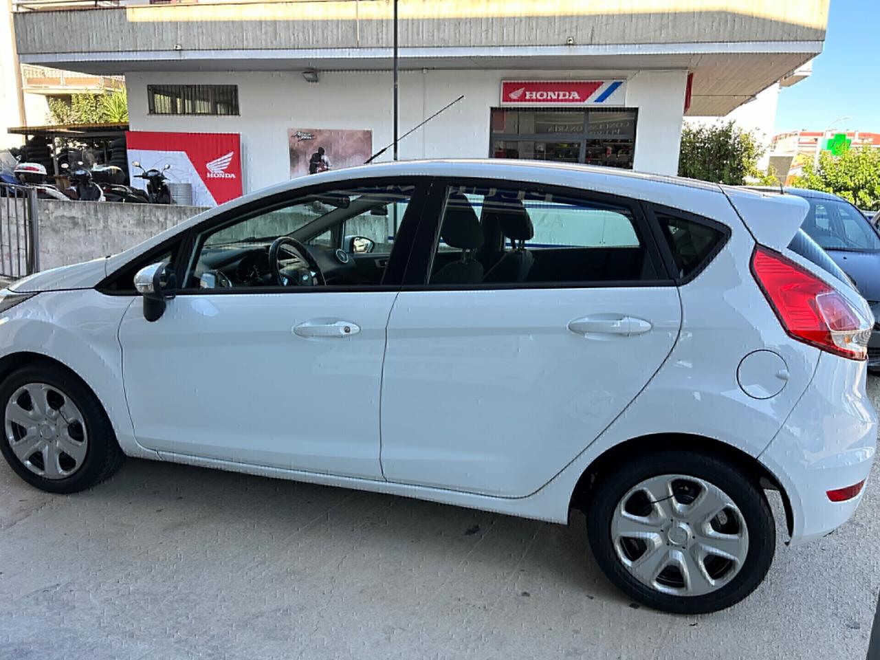 FORD FIESTA DIESEL 75 CV NEOPATENTATI!!!! 2013