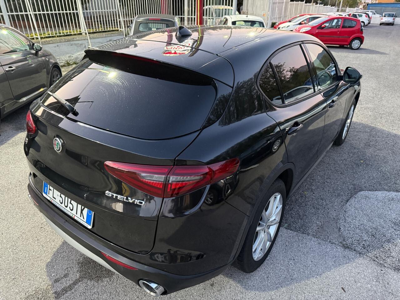 ALFA ROMEO Stelvio 2.2 Turbodiesel 210 CV AT8 Q4 Executive