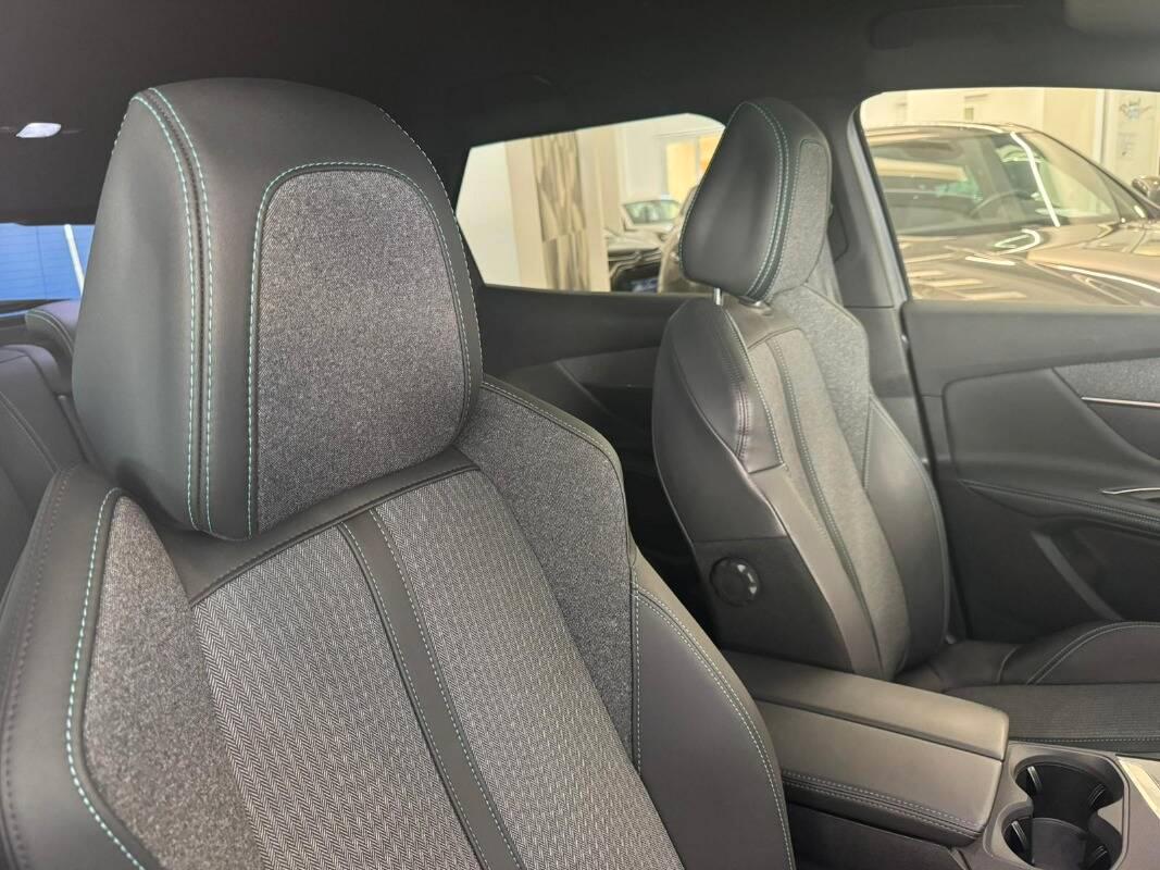 Peugeot 3008 II 1.5 bluehdi Allure Pack s&s 130cv eat8