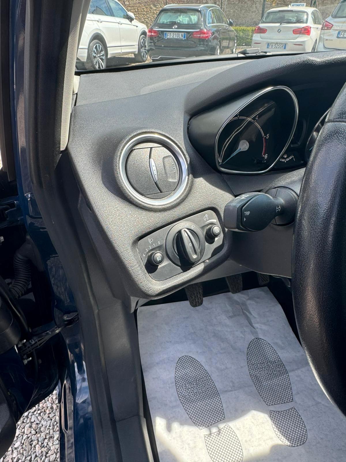 Ford Fiesta 1.5 TDCi 75CV 5 porte Black & White Edition EURO 6B