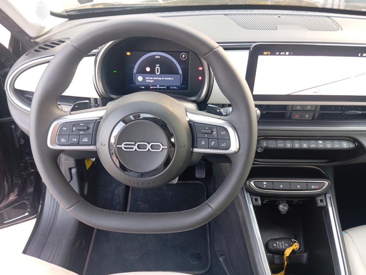 Fiat 600 Hybrid 110 CV DCT MHEV La Prima
