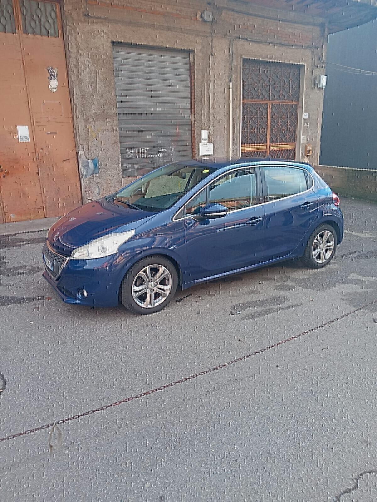 Peugeot 208 1.6 e-HDi 92 CV Stop&Start 5 porte Allure
