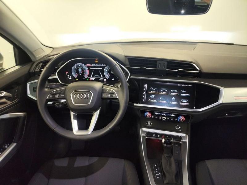 Audi Q3 Q3 35 2.0 tdi Business Advanced s-tronic