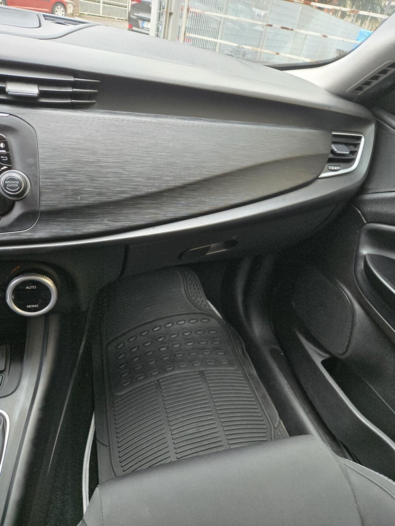 Alfa Romeo Giulietta 1.6 JTDm 120 CV Business