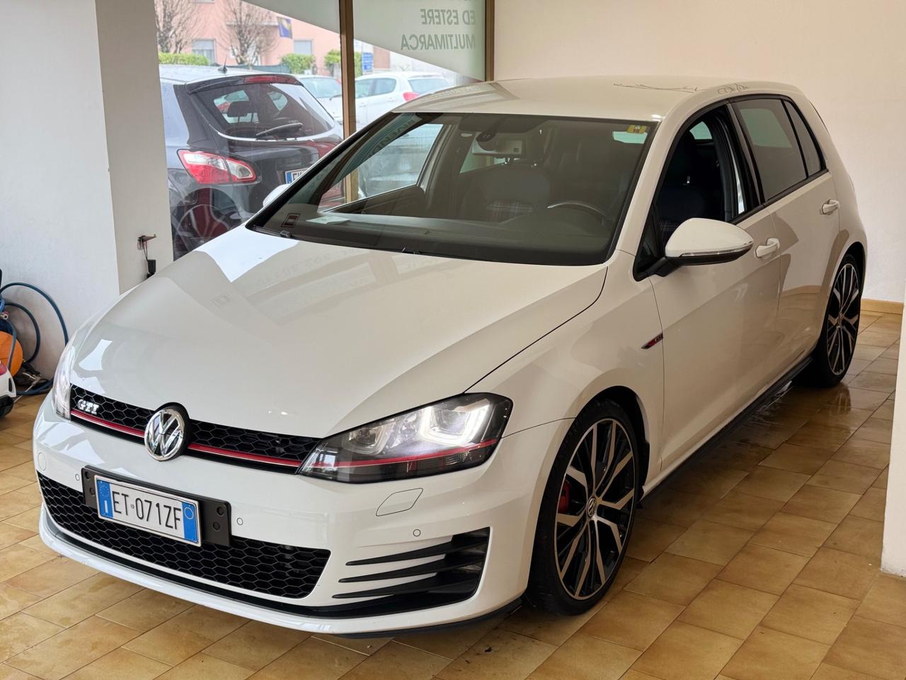 Volkswagen Golf GTI Golf GTI Performance 2.0 TSI DSG 5p. BlueMotion Technology