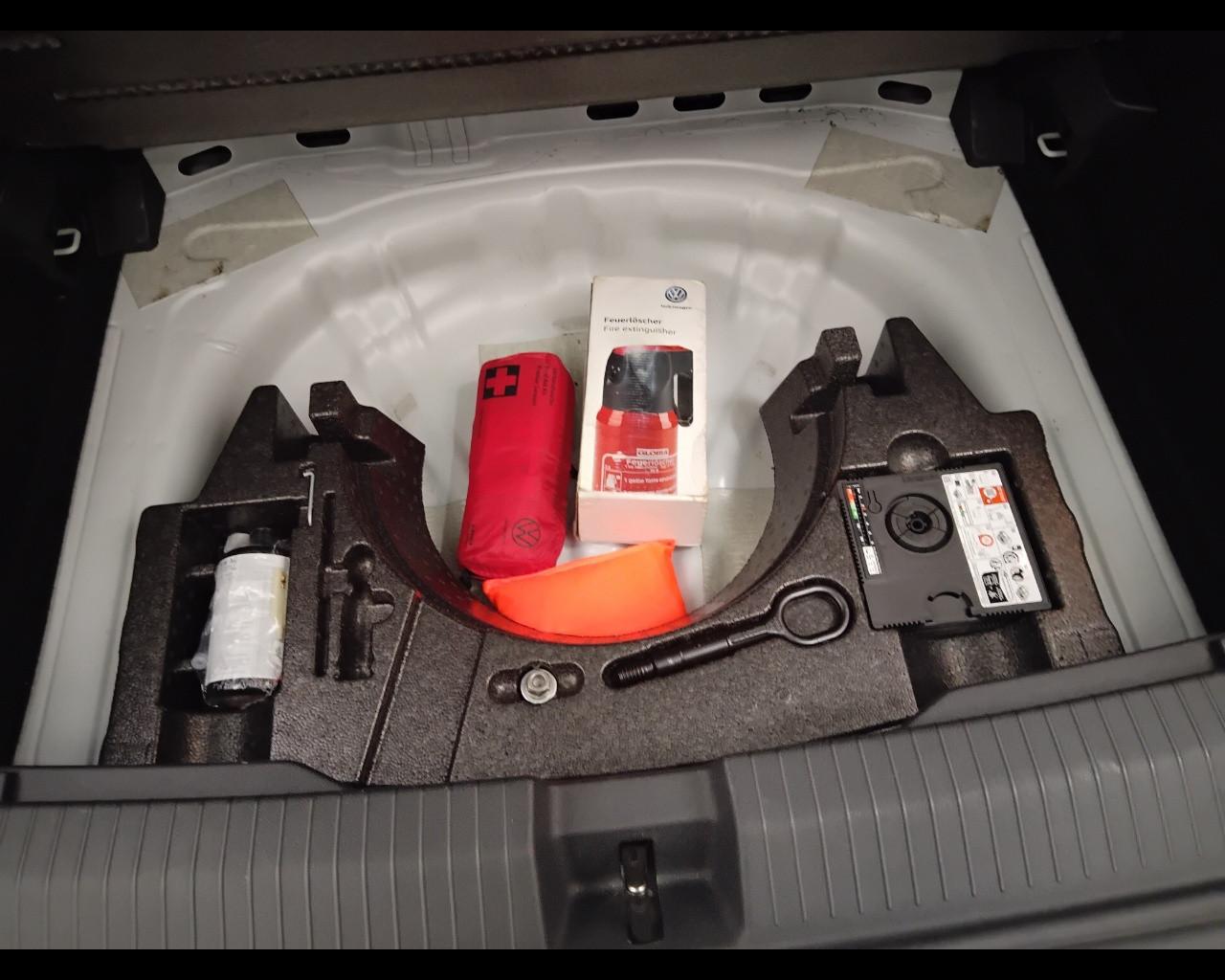 VOLKSWAGEN T-Roc 2022 - T-Roc 1.5 tsi R-Line dsg