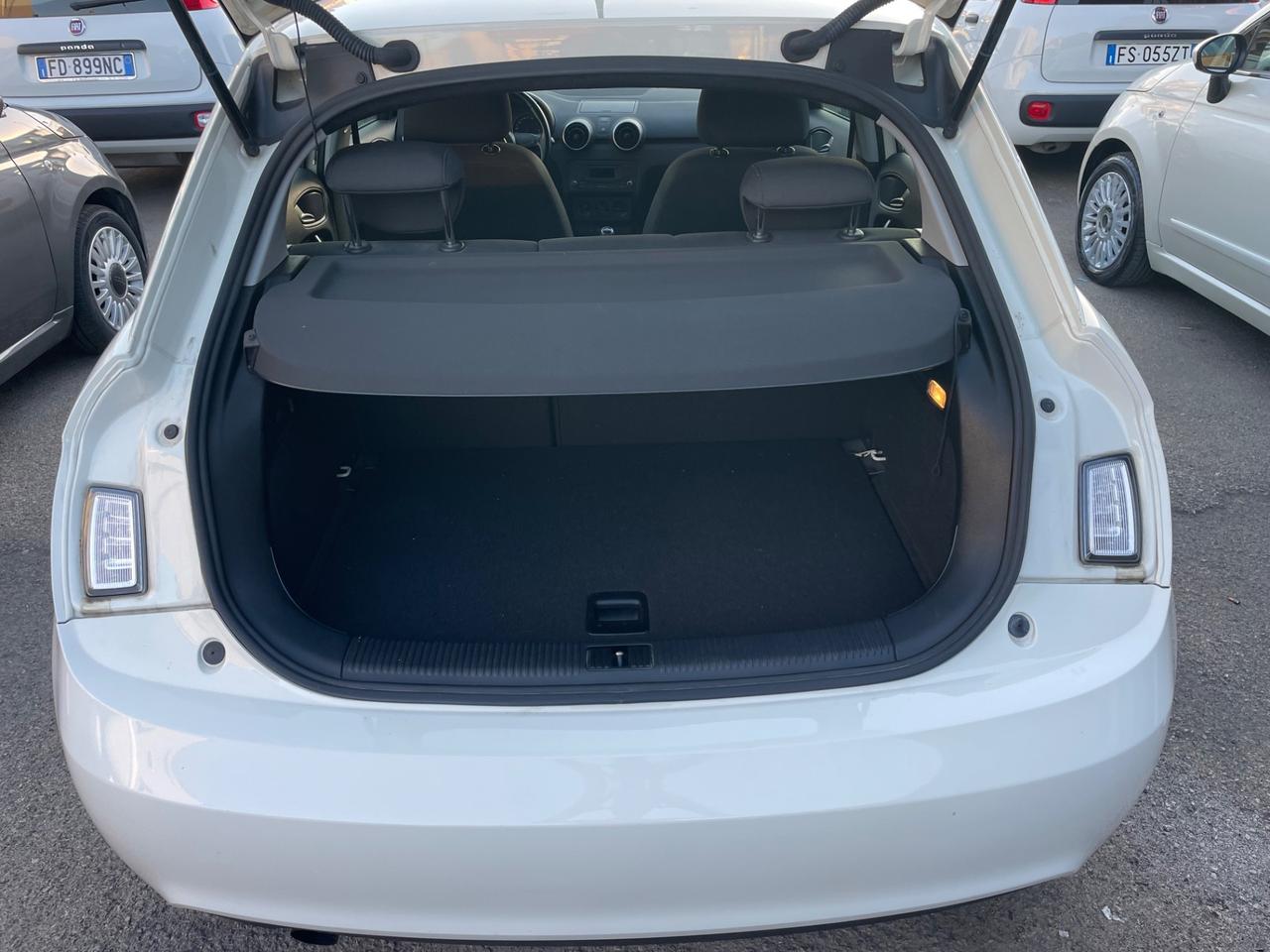 AUDI A1 1.6 DIESEL 90 (CV) 2012