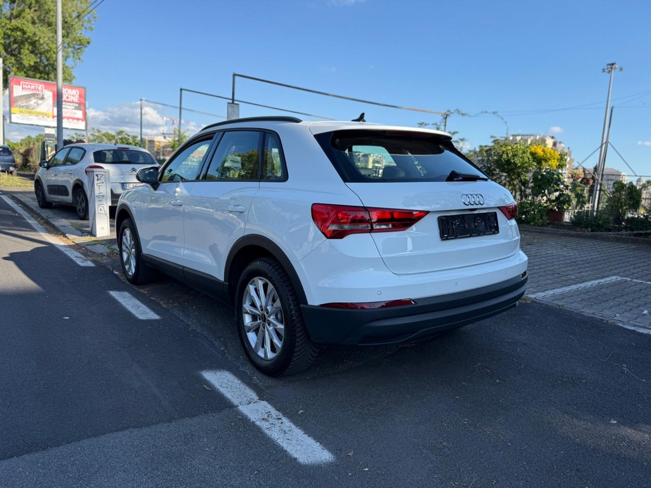 Audi Q3 45 TFSI e S tronic Business