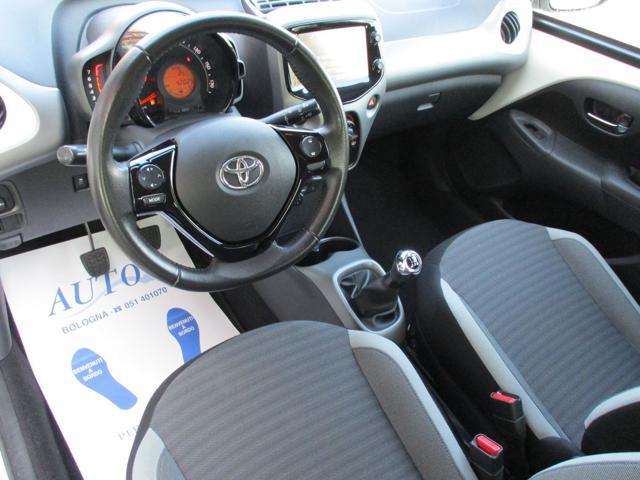 TOYOTA Aygo Connect 1.0 VVT-i 72CV 5 porte x-business