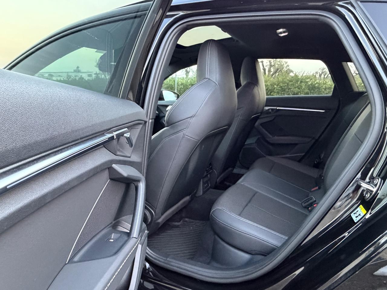 Audi A3 SPB 35 TDI Identity Black