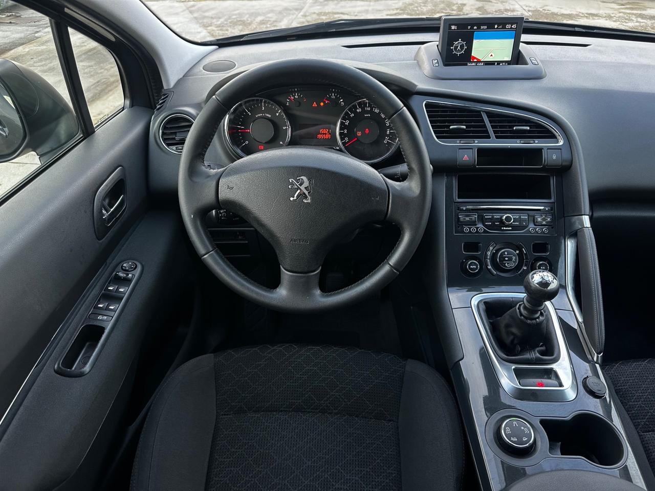 Peugeot 3008 1.6 HDi 115CV Business MY 2014