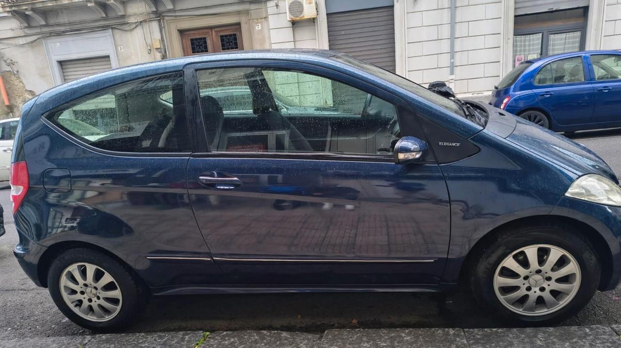 Mercedes-benz A 180 CDI Elegance - KM 137000