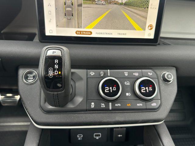 LAND ROVER Defender 90 3.0D I6 200 CV AWD Auto S BLACK PACK