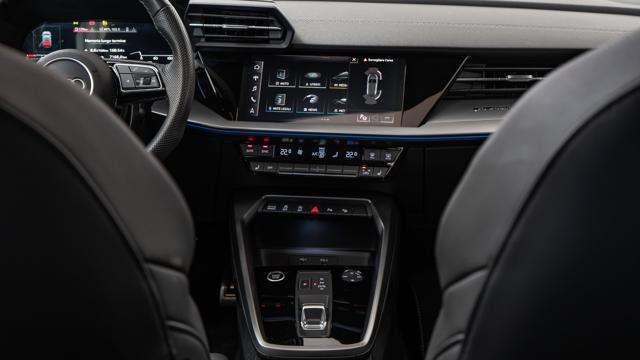 AUDI A3 SPB 40 TDI S LINE S TRONIC MATRIX TETTO