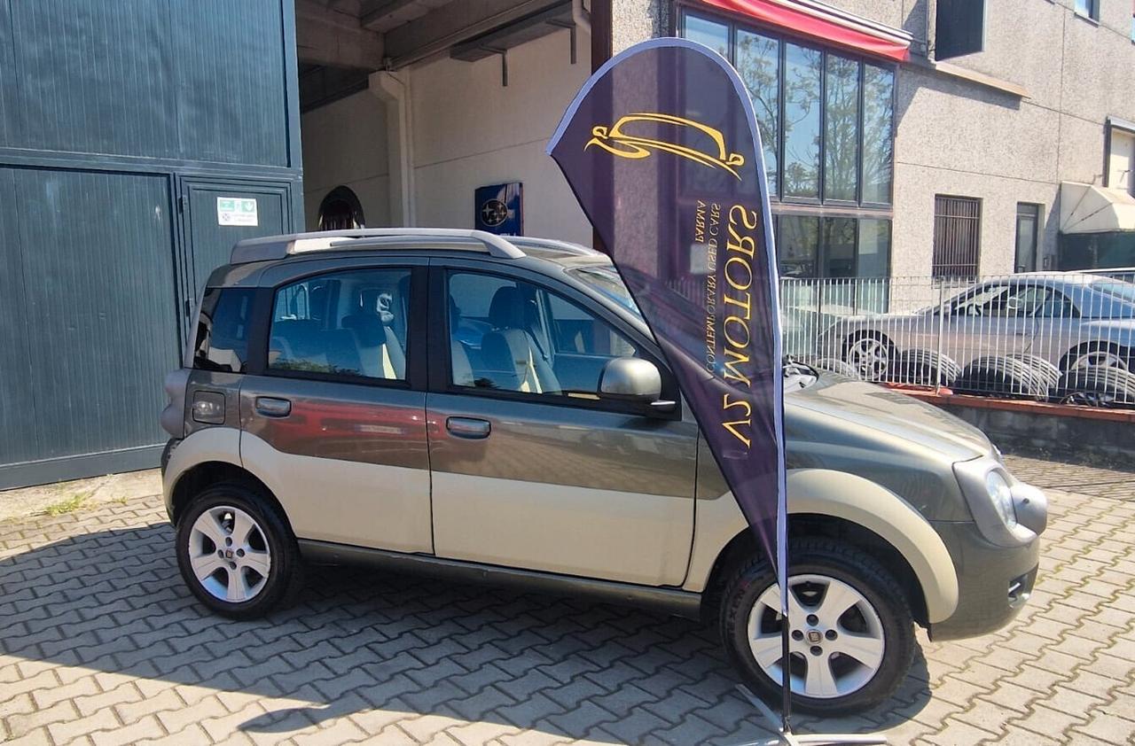 Fiat Panda 1.3 MTJ 4X4 CROSS
