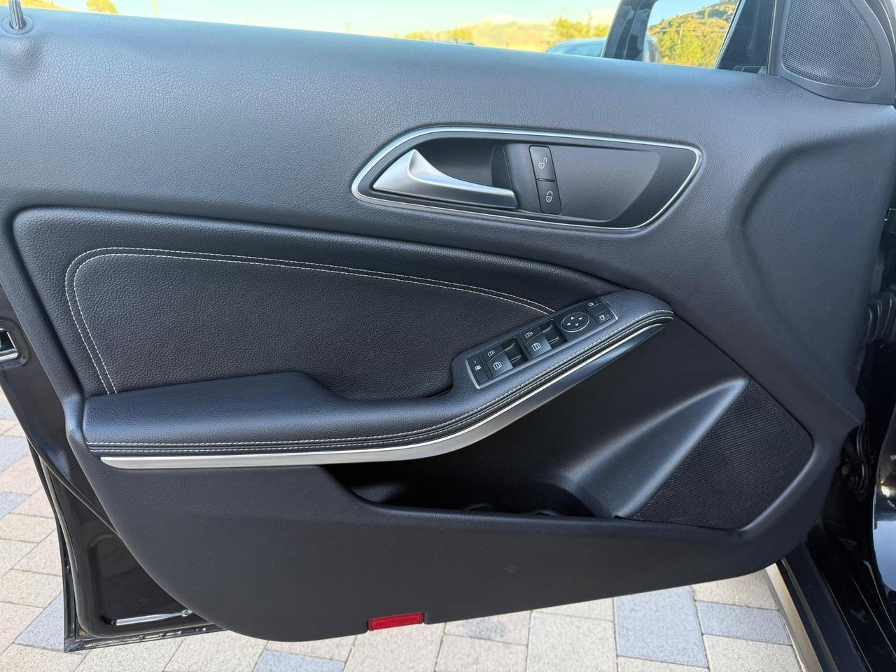 Mercedes-benz GLA 180 d Sport
